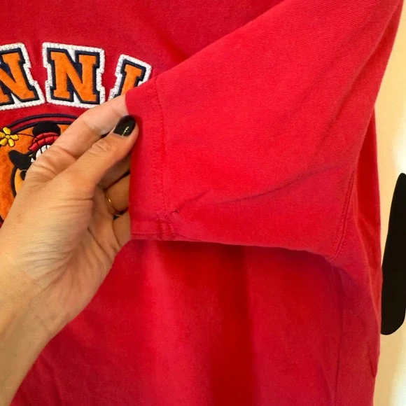 Vintage Disneyland Resort Minnie Mouse Simply Cute‎ embroidered Graphic T Shirt - Picture 3 of 6